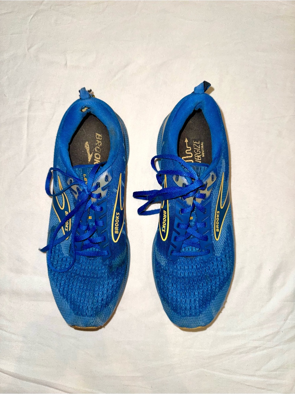 Brooks Kids Blue Mesh Lace-Up Sneakers with Yellow Accents
